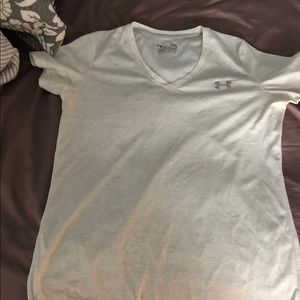 Under Armour T-shirt